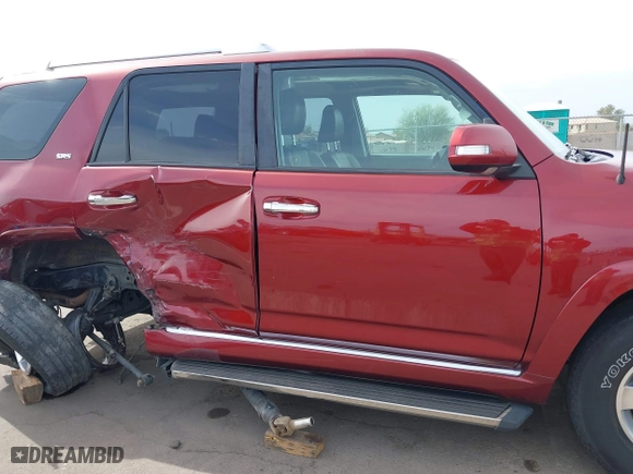 2011 Toyota 4Runner SR5 with VIN JTEZU5JR5B5014743, listed as a IAAI auction lot 41526424 with 248,572 mi miles. Bid and sale history available at carsss.com. Image 13.