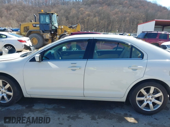 2010 Mercury Milan Premier with VIN 3MEHM0JA3AR637172, listed as a IAAI auction lot 41852920 with 123,538 mi miles and . Bid and sale history available at DreamBid. Image 15.