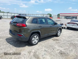 2015 Jeep Cherokee Sport with VIN 1C4PJLAB0FW660722, listed as a IAAI auction lot 42480650 with 272,396 mi miles and . Bid and sale history available at DreamBid. Image 4.