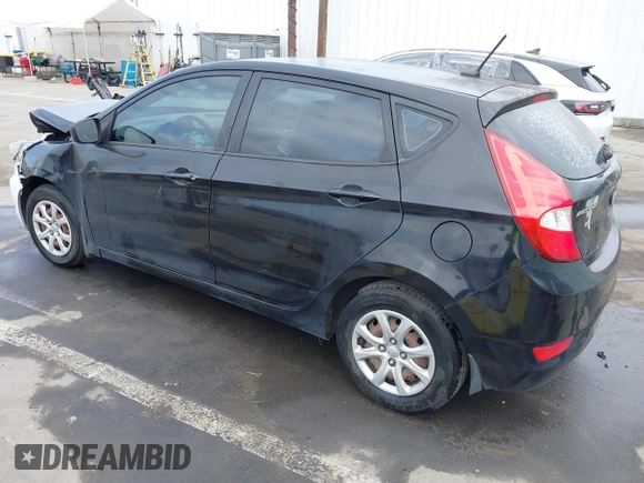 2013 Hyundai Accent GL with VIN KMHCT5AEXDU092644, listed as a IAAI auction lot 42078339 with 134,288 mi miles. Bid and sale history available at carsss.com. Image 3.
