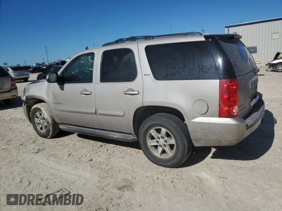 2008 GMC Yukon SLT w/4SB with VIN 1GKFC13068J116011, listed as a Copart auction lot 81427084 with 0 mi miles and Salvage Title. Bid and sale history available at carsss.com. Image 2.