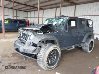 2016 Jeep Wrangler Unlimited Freedom с VIN 1C4BJWDG9GL319356, выставлен на аукционе IAAI как лот 42113994 с пробегом Не указан миль и . История ставок и продаж доступна на DreamBid. Изображение 17.