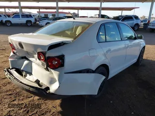 2009 Volkswagen Jetta S с VIN 3VWJZ71K79M040280, выставлен на аукционе IAAI как лот 42328383 с пробегом 160 072 миль миль и . История ставок и продаж доступна на DreamBid. Изображение 4.