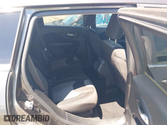 2014 Jeep Cherokee Latitude with VIN 1C4PJLCS0EW297415, listed as a IAAI auction lot 42198645 with 160,268 mi miles. Bid and sale history available at carsss.com. Image 8.