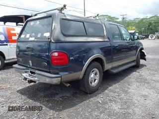 2001 Ford F-150 XLT z VIN 1FTRW07L21KC31753, wystawiony jako IAAI lot #42258913 z przebiegiem 205 960 mil mil oraz . Historia ofert i sprzedaży dostępna na DreamBid. Obrazek 4.