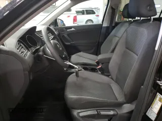 2020 Volkswagen Tiguan S with VIN 3VV0B7AX5LM161512, listed as a Copart auction lot 52490505 with 39,863 mi miles and Salvage title. Bid and sale history available at DreamBid. Image 7.