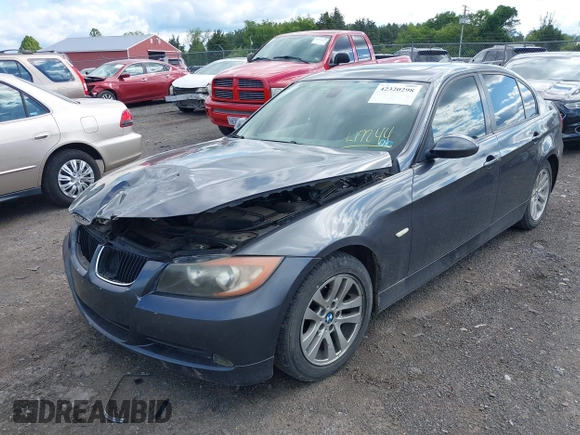 2007 BMW 3 Series 328i z VIN WBAVA37507NL17244, wystawiony jako IAAI lot #42320298 z przebiegiem 123 554 mil mil oraz . Historia ofert i sprzedaży dostępna na DreamBid. Obrazek 6.