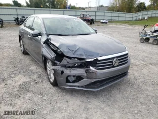 2020 Volkswagen Passat 2.0T SE with VIN 1VWSA7A3XLC008128, listed as a Copart auction lot 40368853 with 61,197 mi miles. Bid and sale history available at carsss.com. Image 1.