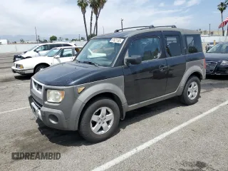 2003 Honda Element EX z VIN 5J6YH18553L009744, wystawiony jako Copart lot #57621185 z przebiegiem 145 057 mil mil oraz Czysty tytuł • Clean title. Historia ofert i sprzedaży dostępna na DreamBid. Obrazek 1.
