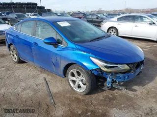 2019 Chevrolet Cruze Premier with VIN 1G1BF5SM7K7131546, listed as a IAAI auction lot 41654624 with 43,209 mi miles. Bid and sale history available at carsss.com. Image 1.