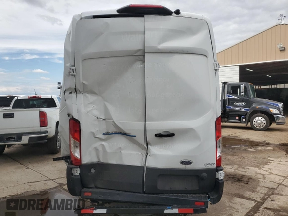 2022 Ford E-Transit Cargo z VIN 1FTBW3XKXNKA30408, wystawiony jako Copart lot #67506013 z przebiegiem 20 228 mil mil oraz . Historia ofert i sprzedaży dostępna na DreamBid. Obrazek 6.