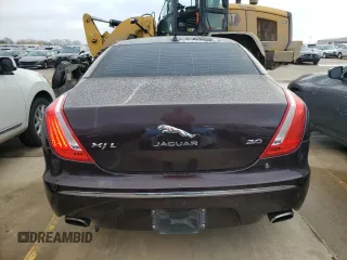 2015 Jaguar XJ Portfolio with VIN SAJWA2GZ7F8V83492, listed as a Copart auction lot 43789355 with 132,020 mi miles and Salvage Title. Bid and sale history available at carsss.com. Image 6.
