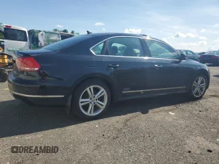 2015 Volkswagen Passat SEL Premium with VIN 1VWCT7A32FC120814, listed as a Copart auction lot 65181865 with 237,031 mi miles and Clean title. Bid and sale history available at DreamBid. Image 3.