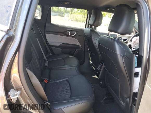 2023 Jeep Compass Latitude с VIN 3C4NJDBNXPT561208, выставлен на аукционе Copart как лот 57342895 с пробегом 17 386 миль миль и Списание • Salvage title. История ставок и продаж доступна на DreamBid. Изображение 10.