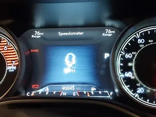 2019 Jeep Cherokee Limited with VIN 1C4PJMDN1KD179217, listed as a IAAI auction lot 41544631 with 90,045 mi miles. Bid and sale history available at carsss.com. Image 7.