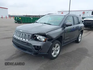 2016 Jeep Compass High Altitude z VIN 1C4NJDEB2GD685450, wystawiony jako IAAI lot #42017730 z przebiegiem 162 646 mil mil oraz . Historia ofert i sprzedaży dostępna na DreamBid. Obrazek 6.