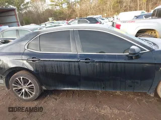 2020 Toyota Camry SE z VIN 4T1G11AK3LU945597, wystawiony jako IAAI lot #41292468 z przebiegiem 116 763 mil mil oraz . Historia ofert i sprzedaży dostępna na DreamBid. Obrazek 14.