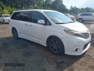 2017 Toyota Sienna SE with VIN 5TDXZ3DC0HS885822, listed as a IAAI auction lot 42583164 with 70,079 mi miles and . Bid and sale history available at DreamBid. Image 1.