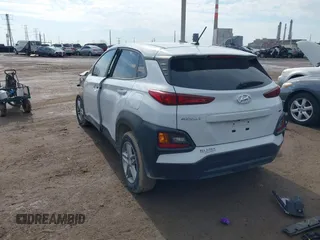 2020 Hyundai Kona SE with VIN KM8K1CAA0LU444678, listed as a IAAI auction lot 41673612 with 101,363 mi miles and . Bid and sale history available at DreamBid. Image 3.