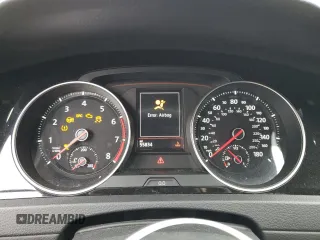 2018 Volkswagen Golf GTI S with VIN 3VW547AU3JM297586, listed as a Copart auction lot 62680933 with 55,834 mi miles. Bid and sale history available at carsss.com. Image 9.