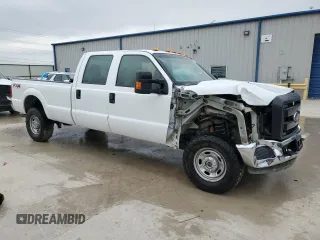 2016 Ford F-350 Platinum z VIN 1FT8W3B67GEC13450, wystawiony jako Copart lot #43721885 z przebiegiem 133 259 mil mil oraz Czysty tytuł • Clean title. Historia ofert i sprzedaży dostępna na DreamBid. Obrazek 4.