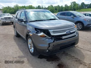 2014 Ford Explorer XLT z VIN 1FM5K7D86EGA01396, wystawiony jako IAAI lot #42123769 z przebiegiem 159 559 mil mil oraz . Historia ofert i sprzedaży dostępna na DreamBid. Obrazek 6.