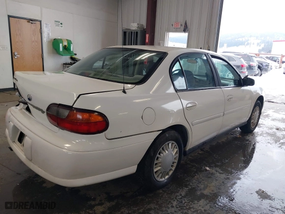 2002 Chevrolet Malibu with VIN 1G1ND52J42M623395, listed as a IAAI auction lot 41609002 with 197,572 mi miles. Bid and sale history available at carsss.com. Image 4.