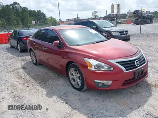 2013 Nissan Altima SV with VIN 1N4AL3AP0DN443076, listed as a IAAI auction lot 42060615 with 221,530 mi miles and . Bid and sale history available at carsss.com. Image 1.
