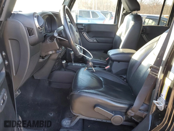 2018 Jeep Wrangler JK Unlimited Sahara with VIN 1C4BJWEG5JL851015, listed as a Copart auction lot 81107834 with 43,461 mi miles and Clean Title. Bid and sale history available at carsss.com. Image 7.