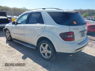 2008 Mercedes-Benz M 350 with VIN 4JGBB86E88A323377, listed as a IAAI auction lot 42212091 with Not Provided miles and . Bid and sale history available at DreamBid. Image 3.