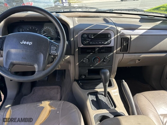 2004 Jeep Grand Cherokee Laredo with VIN 1J4GX48N24C436753, listed as a Copart auction lot 88142905 with 114,022 mi miles and Clean Title. Bid and sale history available at carsss.com. Image 9.