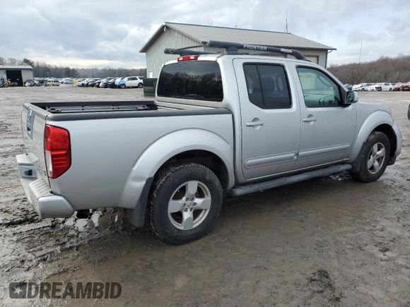 2006 Nissan Frontier Nismo z VIN 1N6AD07W16C427405, wystawiony jako Copart lot #43998685 z przebiegiem 113 227 mil mil oraz Szkoda całkowita • Salvage title. Historia ofert i sprzedaży dostępna na DreamBid. Obrazek 3.