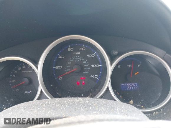 2007 Honda Fit with VIN JHMGD37497S033878, listed as a IAAI auction lot 42753808 with 231,725 mi miles and . Bid and sale history available at DreamBid. Image 7.