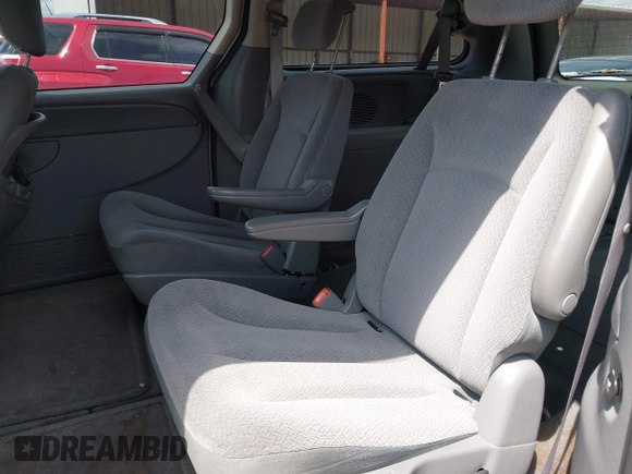 2006 Chrysler Town & Country Touring with VIN 2A4GP54LX6R757587, listed as a IAAI auction lot 42160498 with 215,850 mi miles and . Bid and sale history available at DreamBid. Image 8.