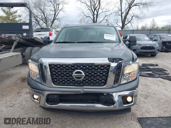 2017 Nissan Titan Platinum Reserve z VIN 1N6AA1E5XHN530256, wystawiony jako IAAI lot #42031654 z przebiegiem 97 200 mil mil oraz . Historia ofert i sprzedaży dostępna na DreamBid. Obrazek 12.