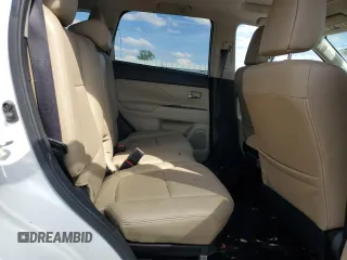 2017 Mitsubishi Outlander SE z VIN JA4AD3A38HZ005421, wystawiony jako Copart lot #55303005 z przebiegiem Nie podano mil oraz Szkoda całkowita • Salvage title. Historia ofert i sprzedaży dostępna na DreamBid. Obrazek 11.