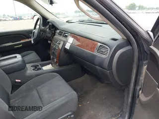 2009 Chevrolet Tahoe 1LT z VIN 1GNFK23009R297220, wystawiony jako IAAI lot #42480122 z przebiegiem 256 343 mil mil oraz . Historia ofert i sprzedaży dostępna na DreamBid. Obrazek 5.