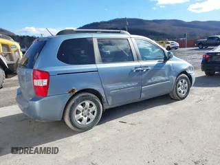 2007 Kia Sedona with VIN KNDMB133576126515, listed as a IAAI auction lot 41497785 with 112,034 mi miles. Bid and sale history available at carsss.com. Image 4.