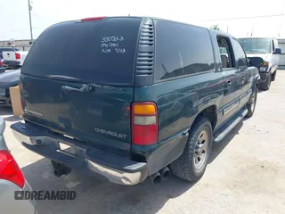 2002 Chevrolet Suburban LT with VIN 1GNEC16Z52J330522, listed as a IAAI auction lot 42251636 with 292,936 mi miles and . Bid and sale history available at DreamBid. Image 4.