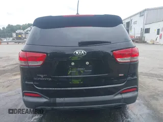 2017 Kia Sorento LX z VIN 5XYPG4A32HG265440, wystawiony jako IAAI lot #42480509 z przebiegiem 196 713 mil mil oraz . Historia ofert i sprzedaży dostępna na DreamBid. Obrazek 16.
