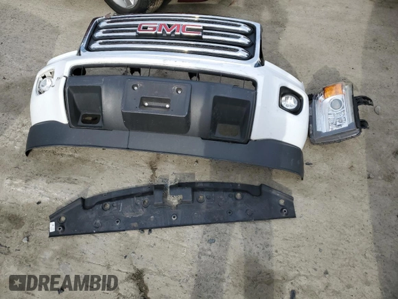 2015 GMC Canyon 4WD SLE with VIN 1GTG6BE31F1124583, listed as a Copart auction lot 45836545 with 212,014 mi miles and Salvage Title. Bid and sale history available at carsss.com. Image 12.