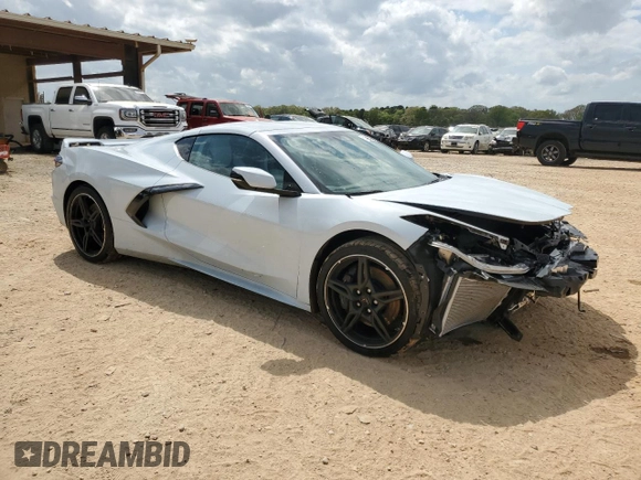 2024 Chevrolet Corvette 3LT z VIN 1G1YC2D48R5107079, wystawiony jako Copart lot #51450895 z przebiegiem 4 439 mil mil oraz Szkoda całkowita • Salvage title. Historia ofert i sprzedaży dostępna na DreamBid. Obrazek 4.