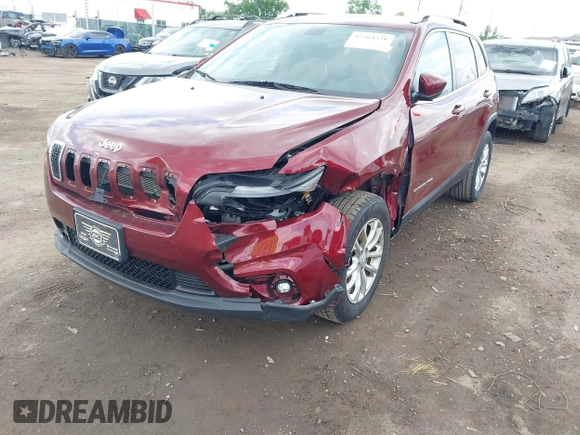 2019 Jeep Cherokee Latitude with VIN 1C4PJMCB5KD386572, listed as a IAAI auction lot 42364321 with 133,854 mi miles and . Bid and sale history available at DreamBid. Image 6.