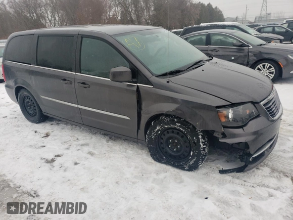 2015 Chrysler Town & Country S with VIN 2C4RC1HG2FR725832, listed as a Copart auction lot 41791145 with 196,273 mi miles and Clean Title. Bid and sale history available at DreamBid. Image 4.
