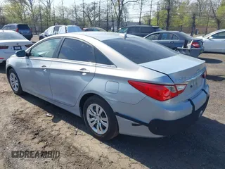 2012 Hyundai Sonata GLS with VIN 5NPEB4AC5CH369721, listed as a IAAI auction lot 42092971 with 125,089 mi miles and . Bid and sale history available at carsss.com. Image 3.