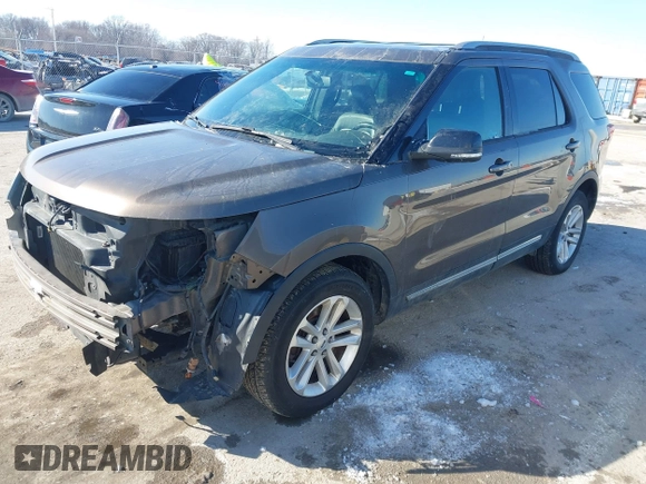 2016 Ford Explorer XLT with VIN 1FM5K7D80GGA43226, listed as a IAAI auction lot 41624298 with 173,649 mi miles. Bid and sale history available at carsss.com. Image 19.