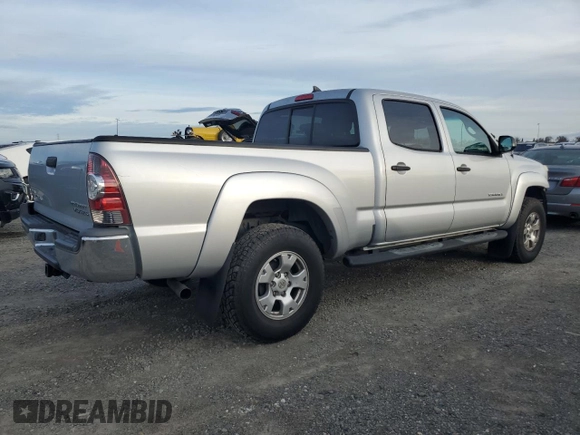 2013 Toyota Tacoma PreRunner with VIN 3TMKU4HN0DM034513, listed as a Copart auction lot 45722995 with 110,318 mi miles and Salvage title. Bid and sale history available at DreamBid. Image 3.