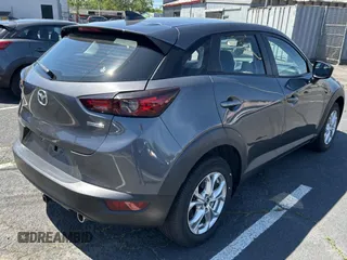 2021 Mazda CX-3 Sport z VIN JM1DKDB72M1505132, wystawiony jako Copart lot #56710285 z przebiegiem 21 692 mil mil oraz Szkody całkowita. Historia ofert i sprzedaży dostępna na DreamBid. Obrazek 4.