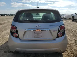 2016 Chevrolet Sonic LTZ z VIN 1G1JE6SB8G4159979, wystawiony jako Copart lot #83398084 z przebiegiem 120 767 mil mil oraz Szkoda całkowita • Salvage title. Historia ofert i sprzedaży dostępna na DreamBid. Obrazek 6.