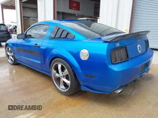 2007 Ford Mustang GT Deluxe with VIN 1ZVHT82HX75237407, listed as a IAAI auction lot 42582107 with 228,630 mi miles and . Bid and sale history available at DreamBid. Image 3.